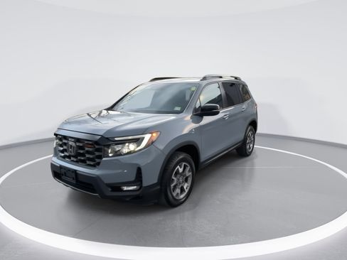 Used 2022 Honda Passport TrailSport image 6
