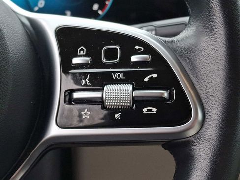 Certified 2023 Mercedes-Benz GLA 250 4MATIC image 17