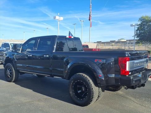 Used 2019 Ford F350 Platinum w/ Platinum Ultimate Package image 6
