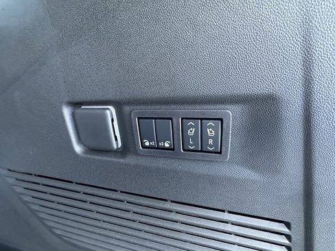 New 2026 GMC Yukon XL Denali w/ Sun & Power Step Package image 7