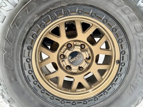 Used 2023 Toyota Tacoma TRD Off-Road image 11