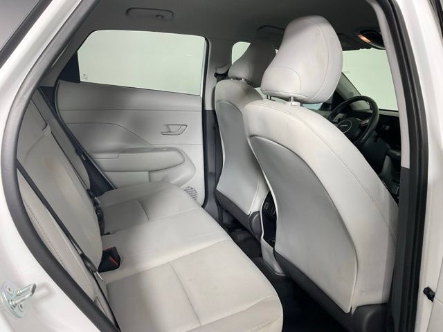 Used 2025 Hyundai Kona SEL FWD image 14