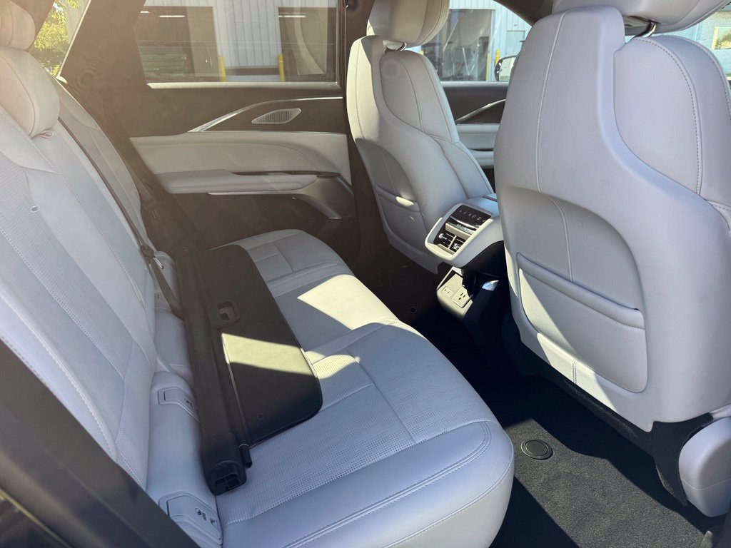 Certified 2024 Cadillac Lyriq Sport AWD/4WD image 12
