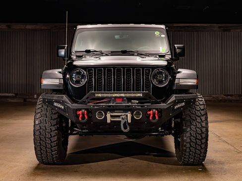 Used 2023 Jeep Gladiator Rubicon w/ LED Lighting Group image 2