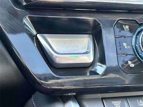 Used 2024 GMC Sierra 3500 Denali w/ Denali Reserve Package image 37