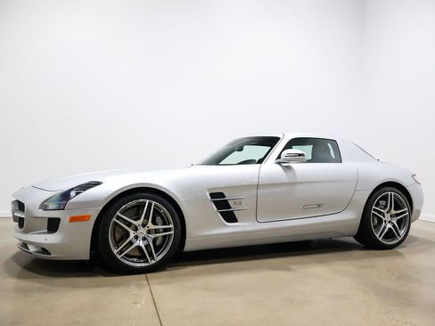 Used 2012 Mercedes-Benz SLS AMG Coupe image 10