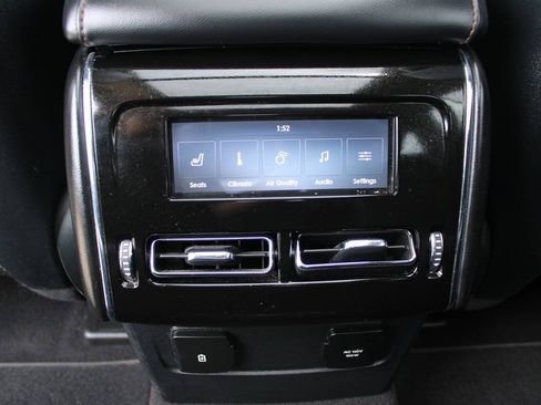 Used 2021 Lincoln Aviator Reserve w/ Elements Package Plus AWD/4WD image 13