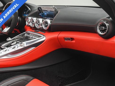 Used 2019 Mercedes-Benz AMG GT C image 17