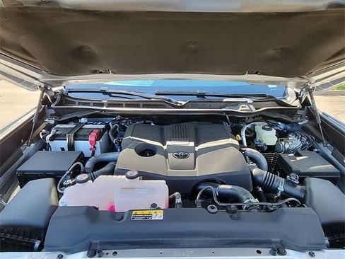 Used 2025 Toyota Tundra Limited image 12