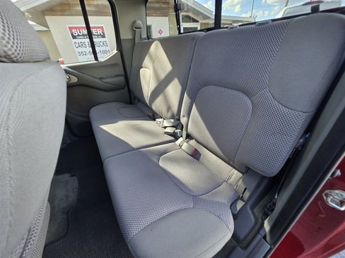 Used 2017 Nissan Frontier SV image 31