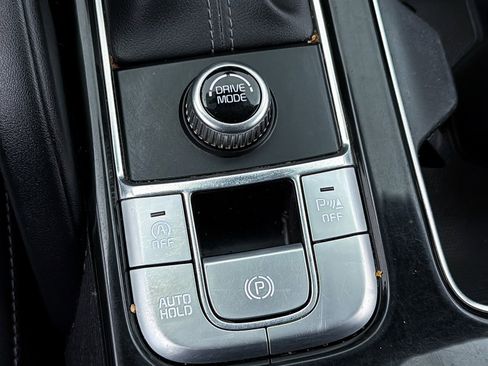 Used 2022 Kia Telluride LX image 24