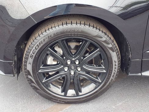 Used 2024 Ford Edge ST-Line AWD/4WD image 23