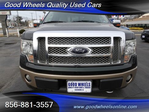 Used 2012 Ford F150 Lariat w/ Lariat Chrome Pkg image 2