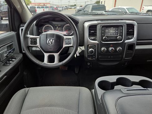 Used 2021 RAM 1500 Classic SLT image 12