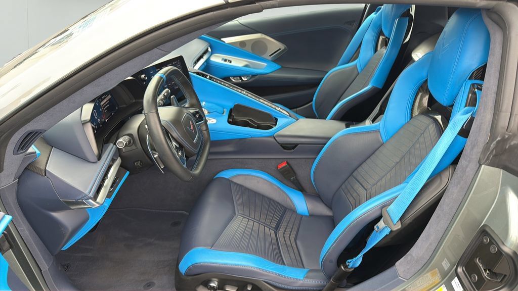 Used 2023 Chevrolet Corvette Stingray Premium Cpe w/ Z51 Performance Package RWD image 13