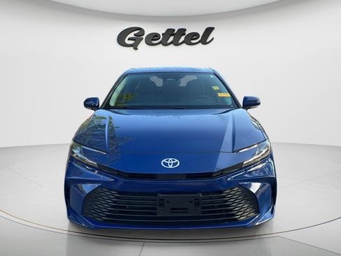 Used 2025 Toyota Camry LE FWD image 2