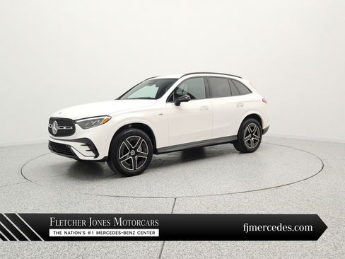 Used 2025 Mercedes-Benz GLC 350e 4MATIC image 1