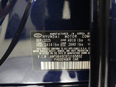 New 2026 Genesis G70 2.5T image 24