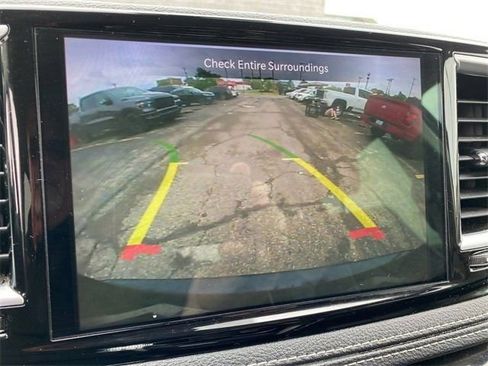Used 2023 Chrysler Pacifica Limited image 38