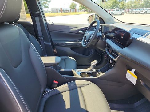 New 2026 Buick Encore GX Sport Touring image 7