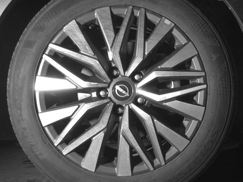 Used 2025 Nissan Altima 2.5 SV FWD image 13