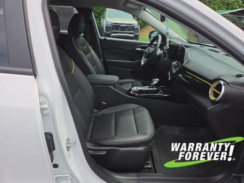 Used 2024 Chevrolet Trax ACTIV w/ Driver Confidence Package FWD image 14