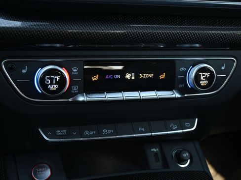 Used 2022 Audi SQ5 Premium Plus image 20