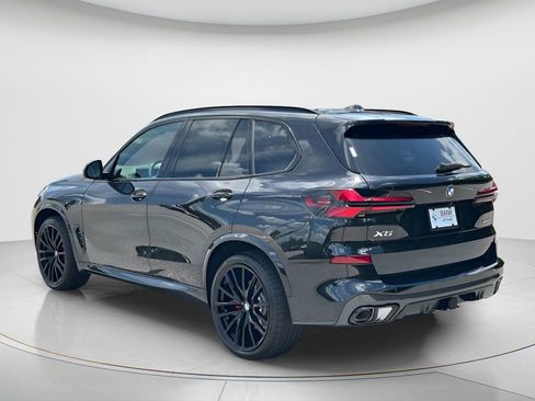 New 2026 BMW X5 xDrive40i w/ M Sport Package AWD/4WD image 8