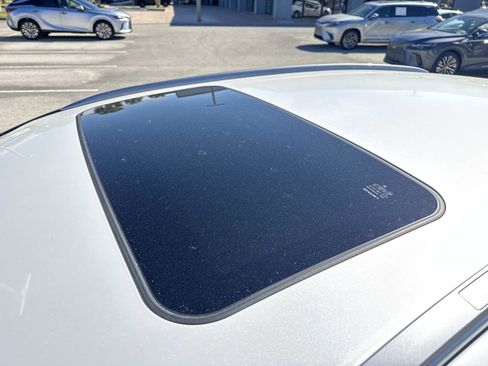 Used 2025 Lexus RX 350 Premium w/ Accessory Package (Z1) image 11