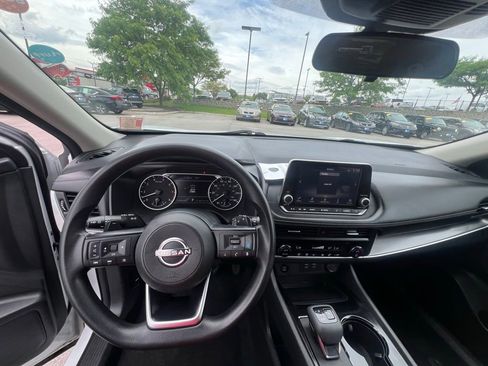Used 2024 Nissan Rogue SV AWD/4WD image 37