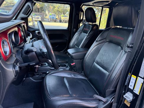 Used 2019 Jeep Wrangler Unlimited Rubicon image 23