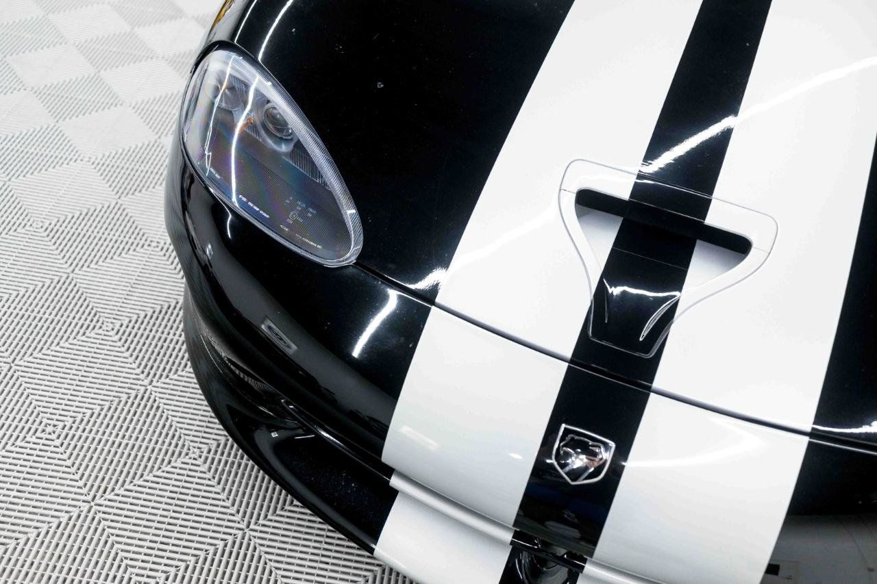 Used 2000 Dodge Viper GTS RWD image 17