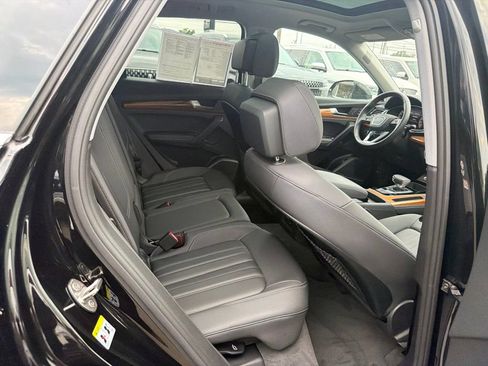 Used 2023 Audi Q5 2.0T Premium Plus w/ Premium Plus Package AWD/4WD image 17