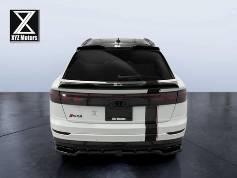 Used 2024 Audi SQ8 Prestige w/ Prestige Package AWD/4WD image 5