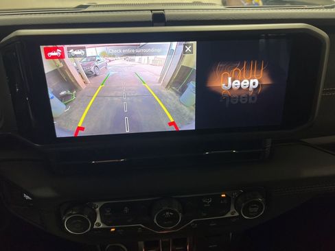 Used 2024 Jeep Wrangler Unlimited Rubicon 392 AWD/4WD image 35