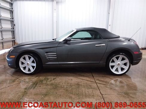 Used 2005 Chrysler Crossfire Limited image 5