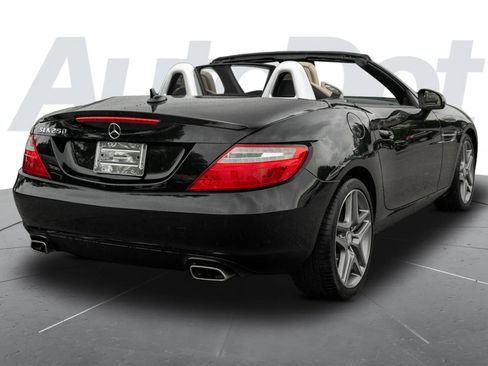 Used 2014 Mercedes-Benz SLK 250 w/ Premium Package image 3