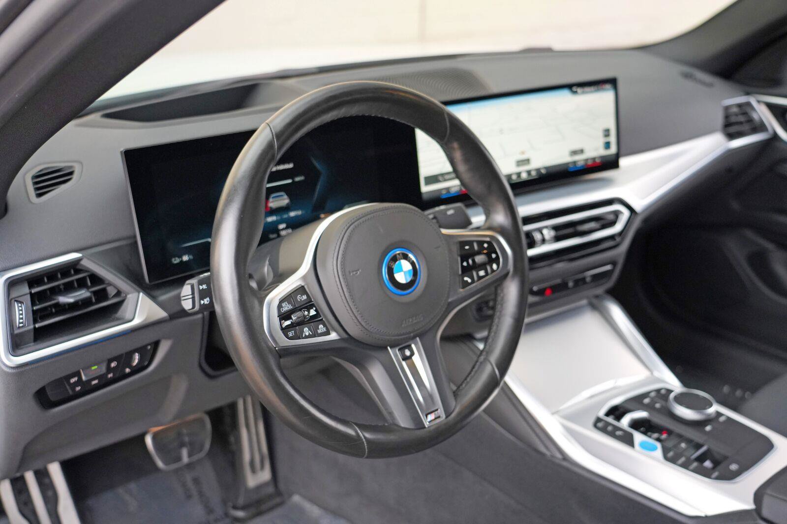 Used 2024 BMW i4 eDrive40 w/ M Sport Package RWD image 14