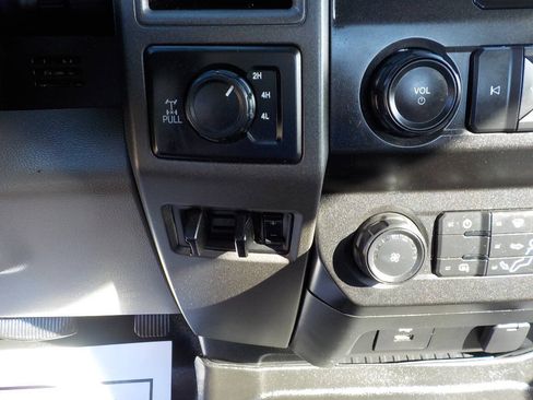 Used 2021 Ford F350 XL w/ STX Appearance Package AWD/4WD image 19
