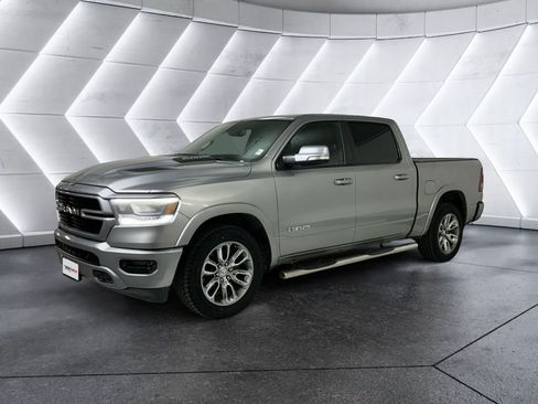 Used 2019 RAM 1500 Laramie RWD image 3