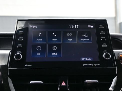 Used 2022 Toyota Camry XLE FWD image 17