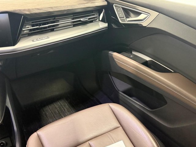Used 2024 Audi Q4 e-tron Premium AWD/4WD image 12