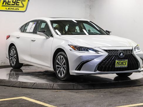 Used 2025 Lexus ES 350 FWD image 5