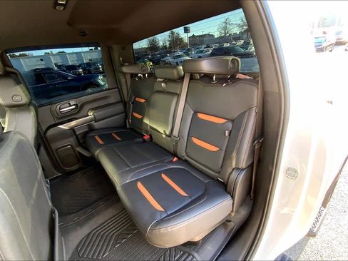 Used 2023 GMC Sierra 2500 AT4 w/ Gooseneck/5TH Wheel Package image 19