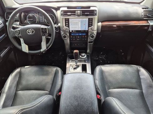 Used 2022 Toyota 4Runner Limited AWD/4WD image 18
