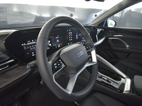 New 2025 Audi Q5 Premium Plus image 12