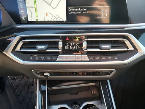 Used 2022 BMW X7 xDrive40i w/ M Sport Package image 39