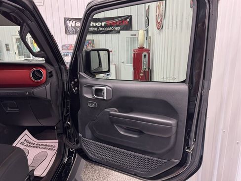 Used 2020 Jeep Wrangler Rubicon w/ LED Lighting Group AWD/4WD image 26