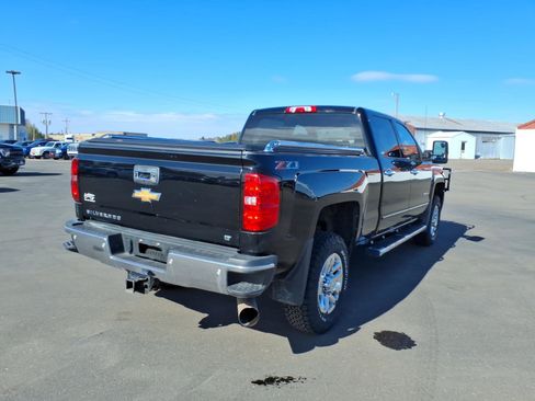 Used 2019 Chevrolet Silverado 3500 LT w/ LT Convenience Package image 6