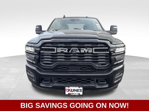 New 2025 RAM 2500 Big Horn image 4